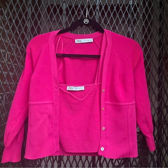Get your Barbie on! Zara MATCHING SET—Hot Pink Seam Detail Cardigan + Tank Top - Picture 3 of 6